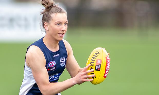 2018_12_07_Sophie_Hero.jpg Sophie Van De Heuvel in action - Geelong Cats